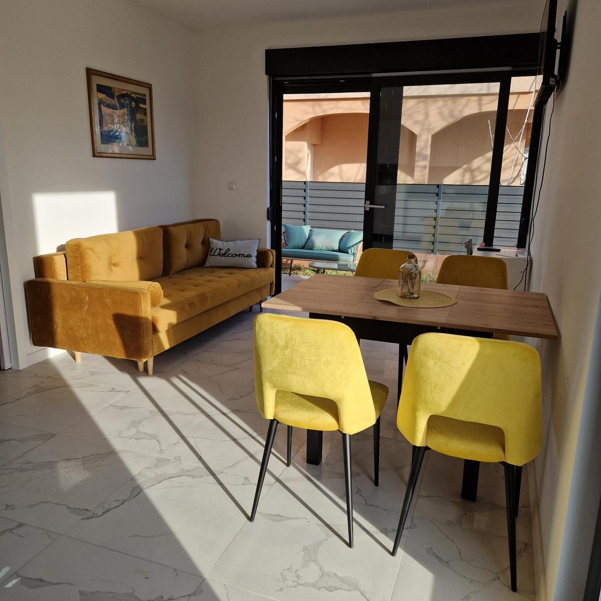 Apartmani Relaxsea Привлака Экстерьер фото